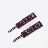 Черно-розовые кожаные наручники с розовой строчкой - Crazy Handmade - купить с доставкой в Самаре