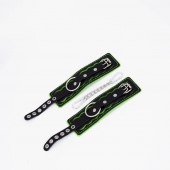 Черно-зеленые кожаные наручники с зеленой строчкой - Crazy Handmade - купить с доставкой в Самаре