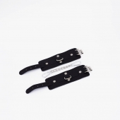 Черные кожаные наручники с хромированной фурнитурой - Crazy Handmade - купить с доставкой в Самаре