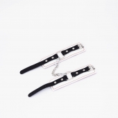 Бело-красные кожаные наручники - Crazy Handmade - купить с доставкой в Самаре