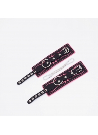 Черно-розовые кожаные наручники с розовой строчкой - Crazy Handmade - купить с доставкой в Самаре