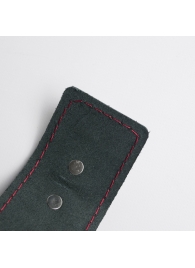 Черные кожаные наручники с красной строчкой - Crazy Handmade - купить с доставкой в Самаре