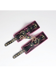Черные кожаные наручники с розовой строчкой - Crazy Handmade - купить с доставкой в Самаре