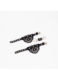 Черные кожаные наручники с клепками, кольцами и золотистой фурнитурой - Crazy Handmade - купить с доставкой в Самаре