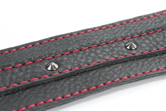 Черный ошейник из натуральной кожи с шипами - БДСМ Арсенал - купить с доставкой в Самаре