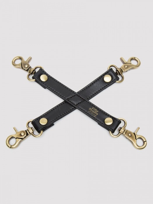 Черный фиксатор для манжет Bound to You Faux Leather Hogtie - Fifty Shades of Grey - купить с доставкой в Самаре