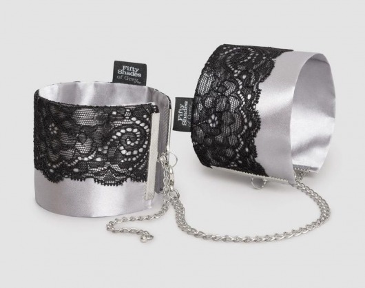 Сатиновые наручники с кружевом Play Nice - Fifty Shades of Grey - купить с доставкой в Самаре