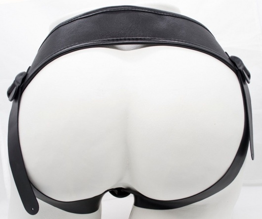 Реалистичный фаллоимитатор на трусиках с плугом - 18,5 см. - LOVETOY (А-Полимер) - купить с доставкой в Самаре