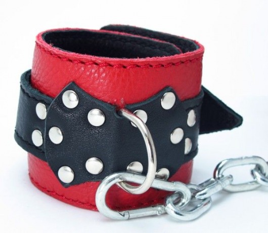 Красно-чёрные поножи из кожи - БДСМ Арсенал - купить с доставкой в Самаре