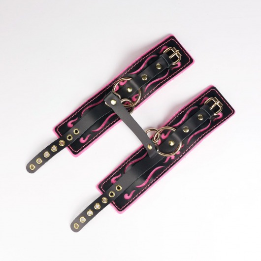 Черные кожаные оковы с розовой строчкой - Crazy Handmade - купить с доставкой в Самаре