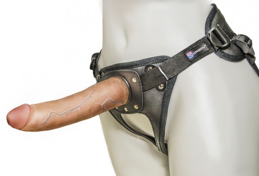 Насадка-фаллоимитатор на кожаных трусиках Harness Ultra Realistic 7  - 18 см. - LOVETOY (А-Полимер) - купить с доставкой в Самаре